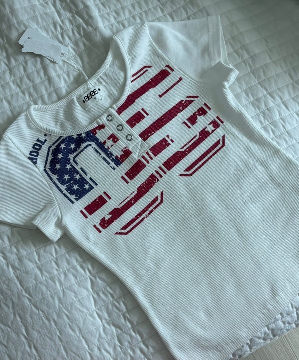 MUSINSA | AEAE USA BANNER HENLY NECK TEE [WHITE]