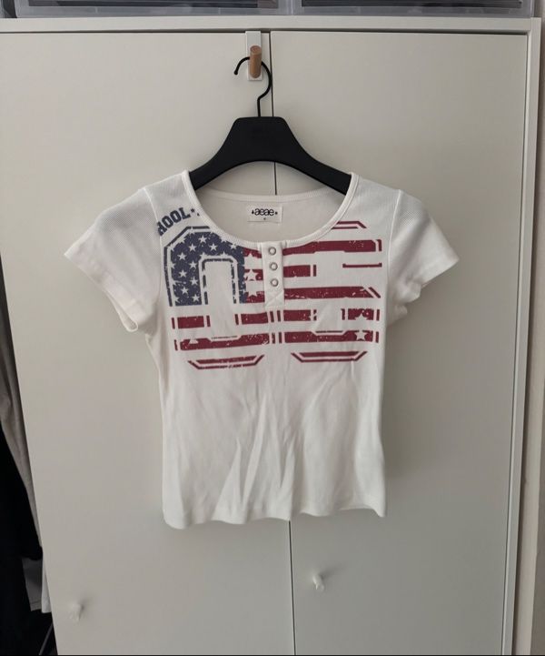 トップス aeae USA BANNER HENLY NECK TEE MUSINSA | AEAE USA BANNER HENLY NECK TEE [WHITE]