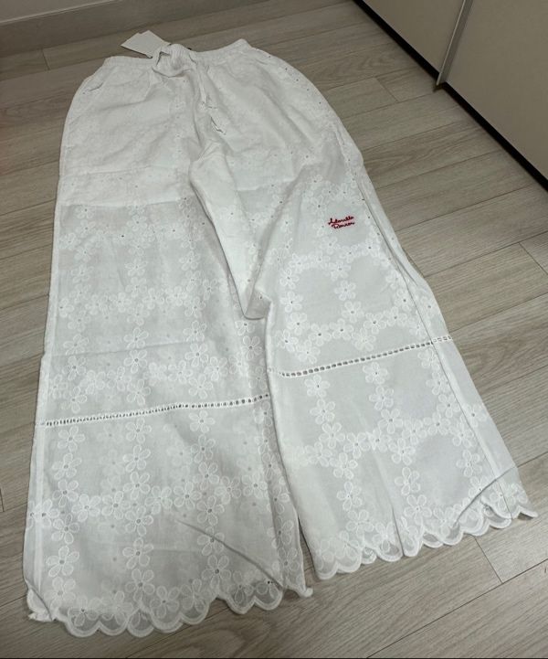 パンツ RONRON COTTON EYELET SCALLOP PENDANT DROP BANDING PANTS WHIT RONRON COTTON EYELET SCALLOP PENDANT DROP BANDING PANTS