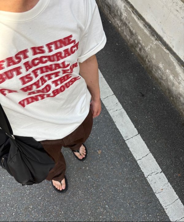 MUSINSA | THEVINYLHOUSE GUNFIGHT TYPO TEE CHARCOAL