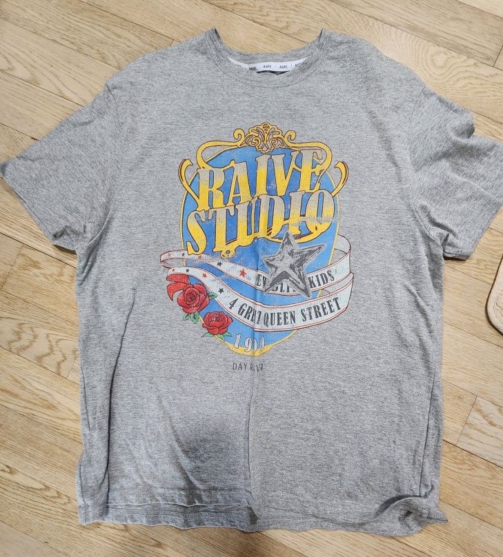 MUSINSA | RAIVE Crown Raive Graphic T-shirt VW5ME601_3color