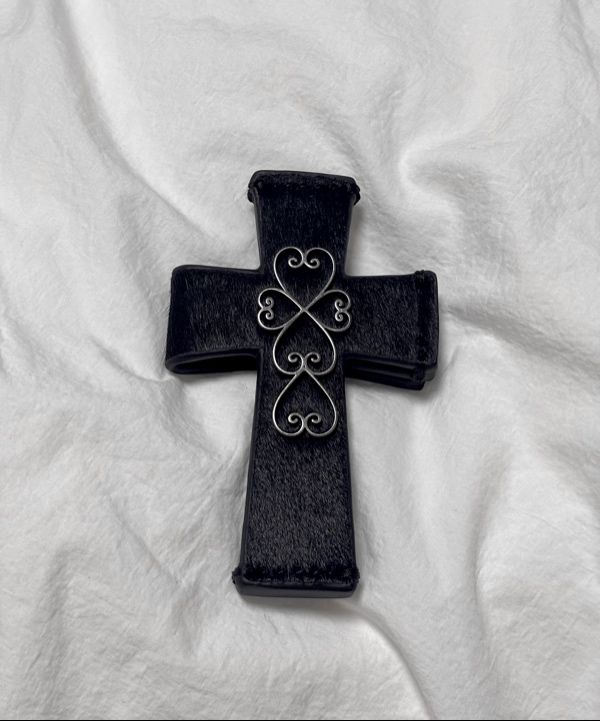 MUSINSA | SCULPTOR Cross Hair On Strap Wallet Black
