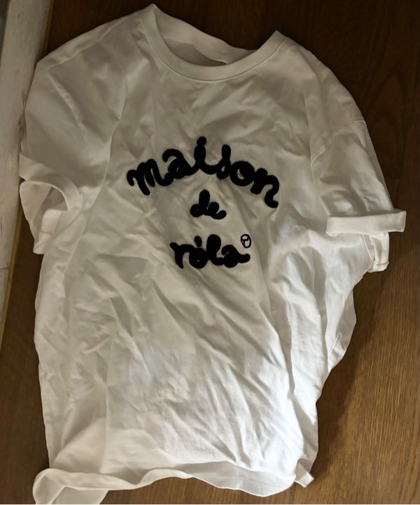 新作【ROLAROLA】MAISON DE ROLA EMBROIDERY LOOSE FIT T-SHIRT MAISON DE ROLA EMBROIDERY LOOSE FIT T-SHIRT CHARCOAL GRAY