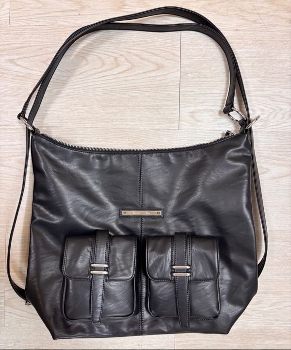 【MATIN KIM】DOUBLE POCKET TWO WAY BAG ●送料・関税込● 無料配送 ☆MATIN KIM☆ DOUBLE POCKET TWO WAY BAG (Matin Kim