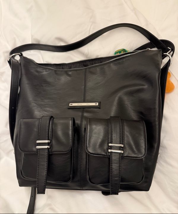 MUSINSA公式 | MATIN KIM DOUBLE POCKET TWO WAY BAG IN BLACK