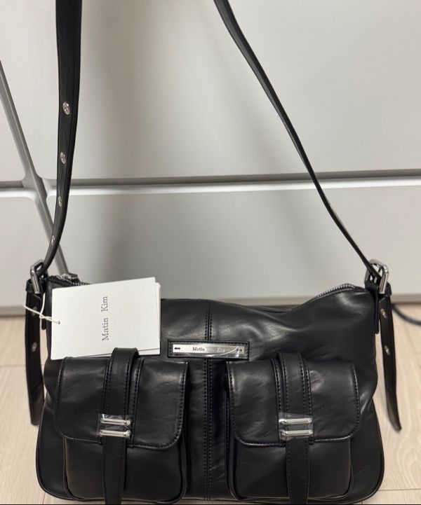 ★Matin Kim★DOUBLE POCKET SHOULDER BAG MUSINSA | MATIN KIM DOUBLE POCKET SHOULDER BAG IN BLACK