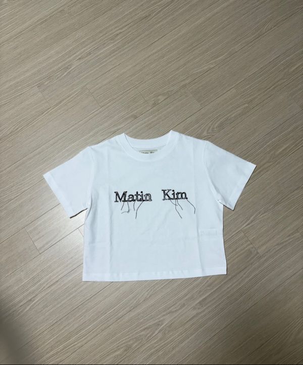 MUSINSA公式 | MATIN KIM LOGO THREAD POINT CROP TOP IN LIGHT BLUE