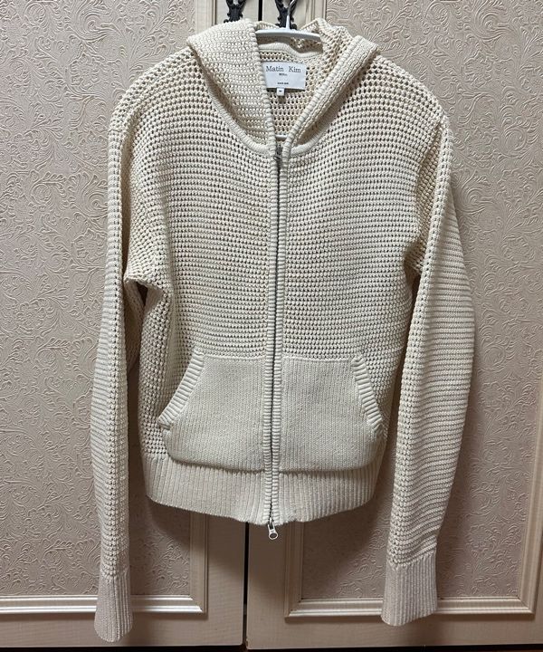 無料配送 ◆MATIN KIM ◆ TWO TONE MESH KNIT HOODY ZIP UP TWO TONE MESH KNIT HOODY ZIP UP IN BLACK – Matin Kim