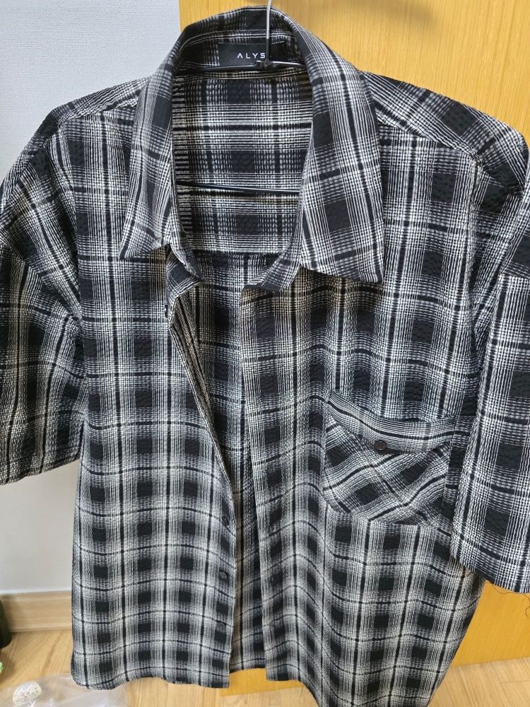 MUSINSA | ALYSS Seersucker Plaid Check Half Shirt [Black]