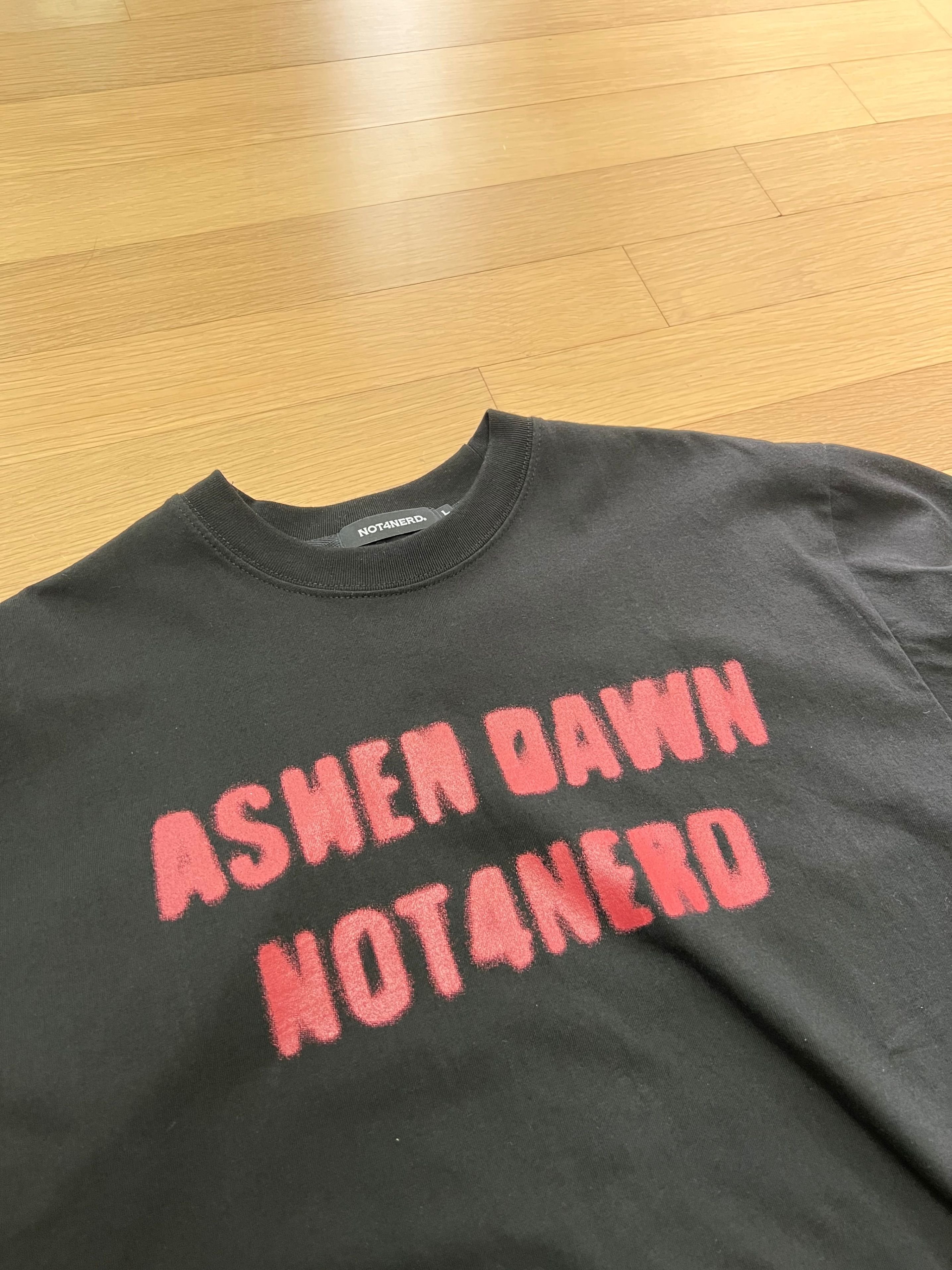 Tシャツ・カットソー NOT4NERD Spray Ashen Dawn Logo TShirts Yellow J1TS006BYL MUSINSA | NOT4NERD Spray Ashen Dawn Logo T-Shirts - Yellow
