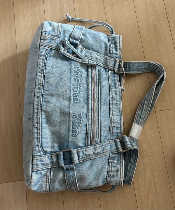 バッグ MATIN KIM MATIN WASHED DENIM SQUARE BAG MUSINSA | MATIN KIM MATIN WASHED DENIM SQUARE BAG IN BLACK