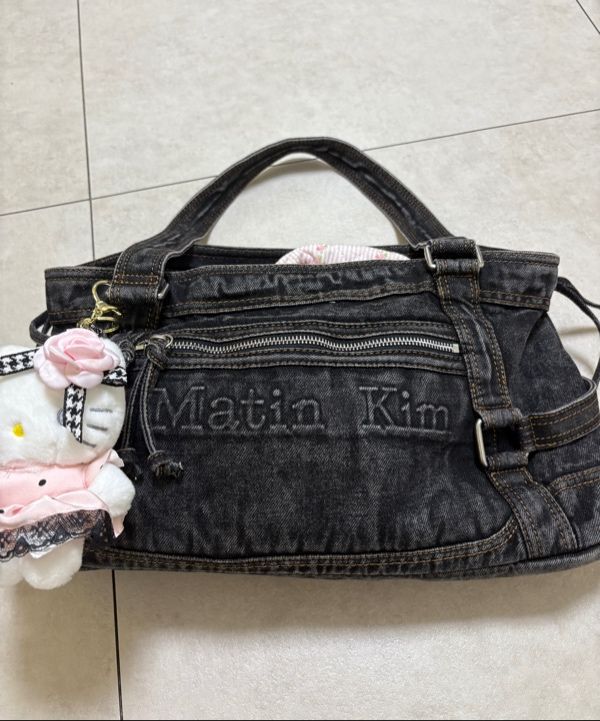 MATIN KIM ■ WASHED DENIM SQUARE BAG MATIN WASHED DENIM SQUARE BAG IN BLACK – Matin Kim