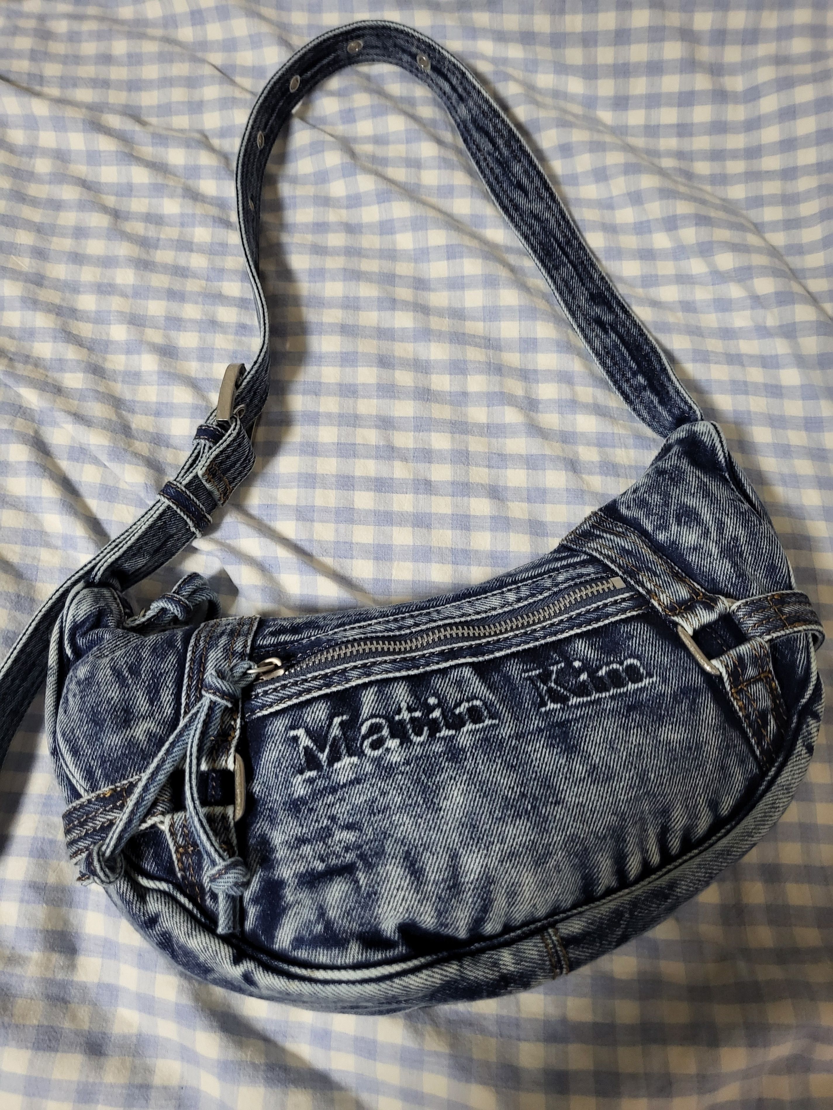 MUSINSA公式 | MATIN KIM MATIN WASHED DENIM MINI HOBO BAG IN BLUE