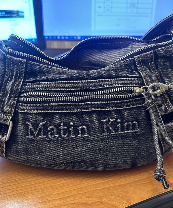 ショルダーバッグ・ポシェット [MATINKIM]matte washed denim mini hobo bag in blue 210.jpg