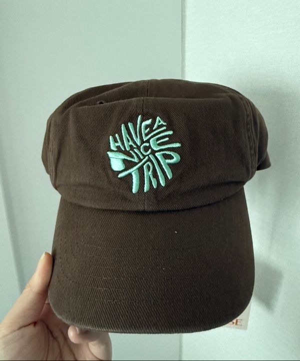 【HELLO SUNRISE】 HNT Swirl Logo Ball Cap /追跡付 MUSINSA公式 | HELLO SUNRISE HNT Swirl Logo Ball Cap_Brown