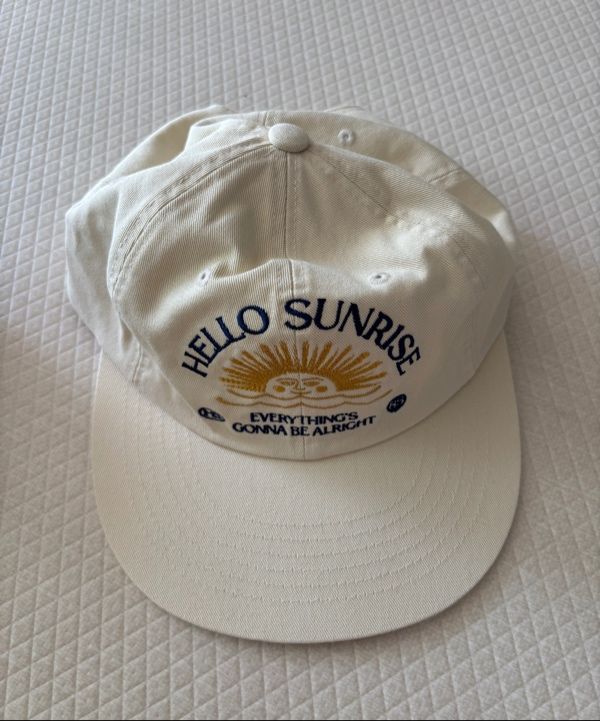 キャップ Hello Sunrise Washed HS Arch Logo 6panel CapOatmeal Beige C 헬로선라이즈 워시드 OG 로고 6패널 캡 오션 블루 | Hello