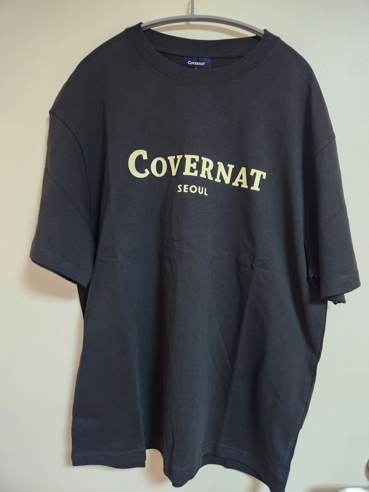 MUSINSA公式 | COVERNAT Seoul Logo T-Shirt Black