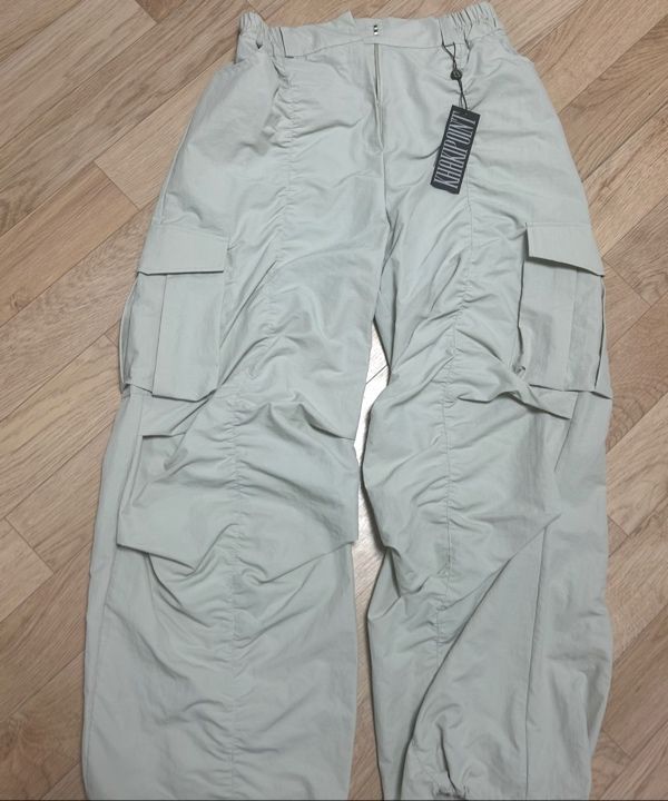 MUSINSA | KHAKIPOINT Shirring Parachute Pants (black)