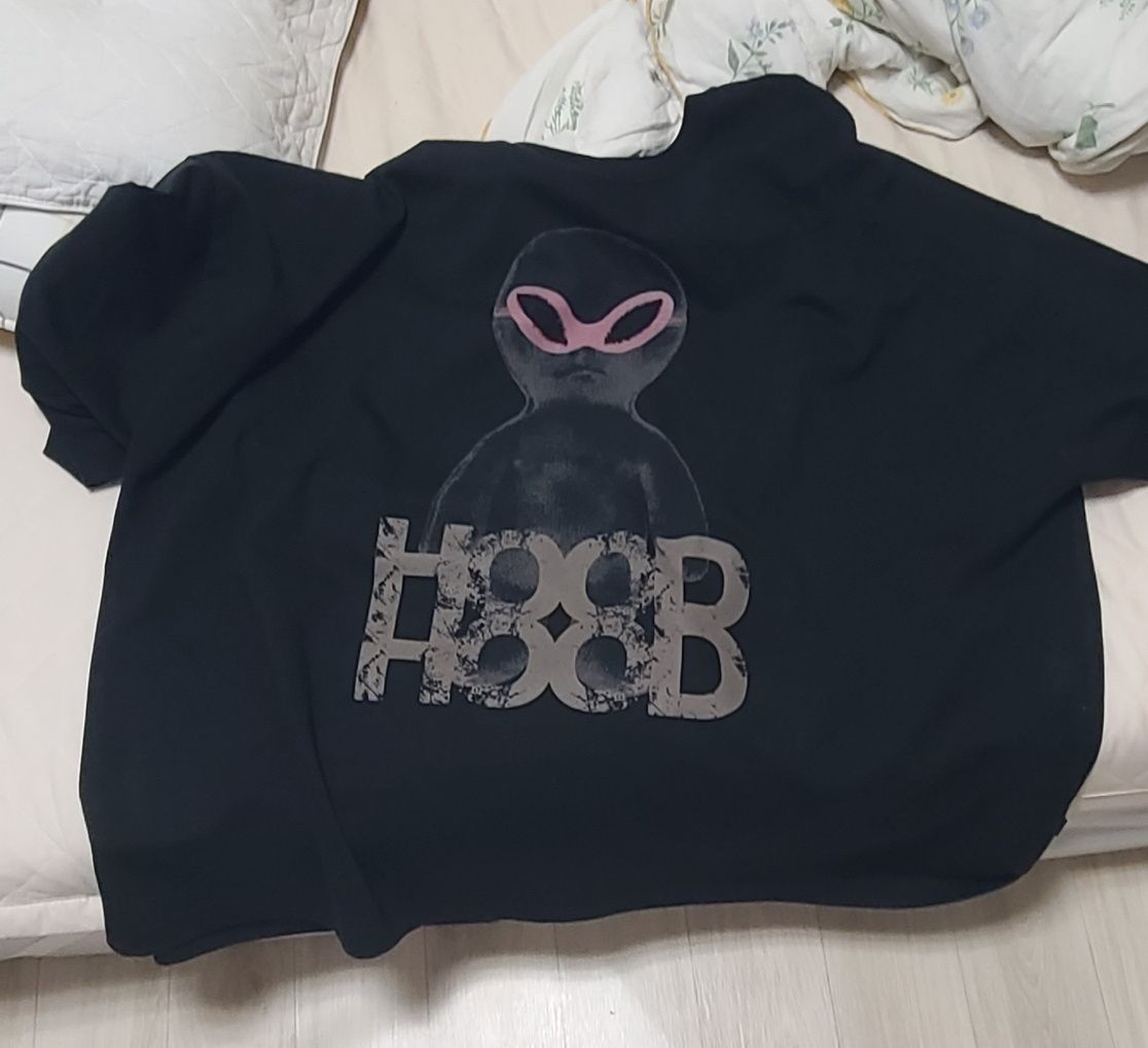 【韓国 HOODHOOD】Alien graphic overfit half sleeve T-shirt Alien graphic overfit half sleeve T-shirt - HOODHOOD | 60