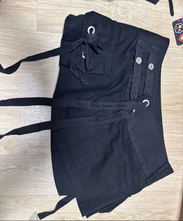 【韓国 PAIN OR PLEASURE】TINA BUCKLE CARGO SKIRT MUSINSA | PAINORPLEASURE TINA BUCKLE CARGO SKIRT black