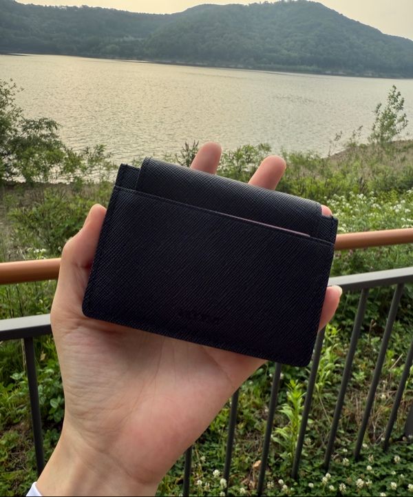 MUCENT☆大人気♪Round l Logo Saffiano Accordion Wallet MUSINSA | MUCENT Round Metal Logo Saffiano Accordion Wallet