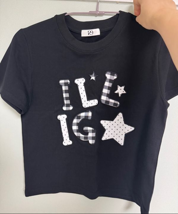 送料・関税込●ILLIGO●25SS CHECK APPLIQUE LOOSE CROP T-SHIRT MUSINSA公式 | ILLIGO Check Applique Loose Crop T-Shirt White
