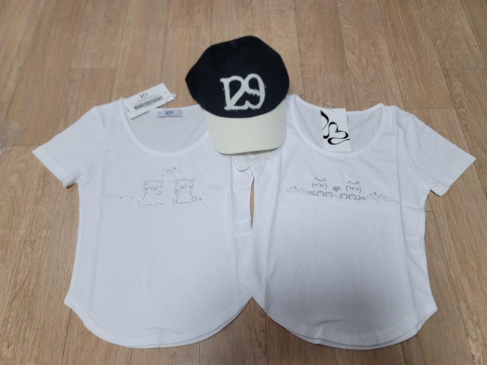 ★早期完売★【ILLIGO】25SS NYANKO HOTFIX FITTED 半袖Tシャツ MUSINSA公式 | ILLIGO Nyanko Hotfix Fitted T-Shirt Pink