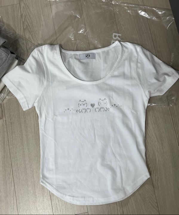 MUSINSA公式 | ILLIGO Nyanko Hotfix Fitted T-Shirt Pink