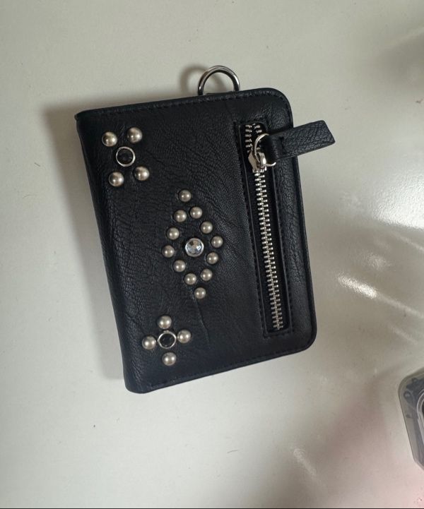 ●ILLIGO● Studded Cross Wallet Black 25SMACC02BK STUDDED CROSS WALLET BLACK - illigo | 60% - Asian Fashion