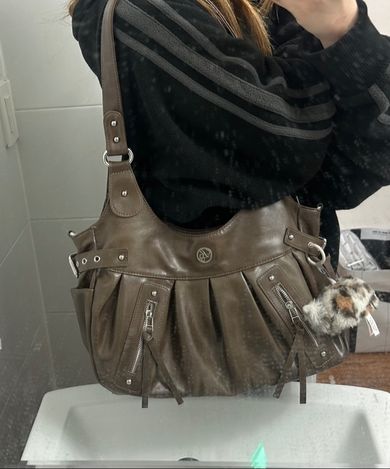 MUSINSA ILLIGO エンバーバックルショルダーバッグ ベージュ