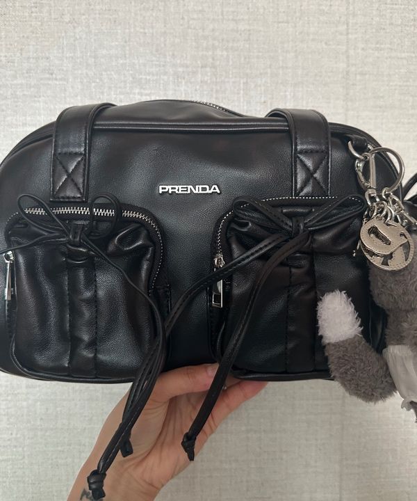 【PRENDA】 LEATHER POCKET SHIRRING RIBBON BAG / 追跡付 MUSINSA | PRENDA LEATHER POCKET SHIRRING RIBBON BAG BLACK