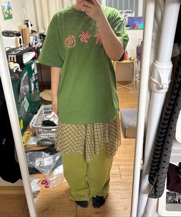 MUSINSA | ITZAVIBE DOODLE T SHIRT - GREEN