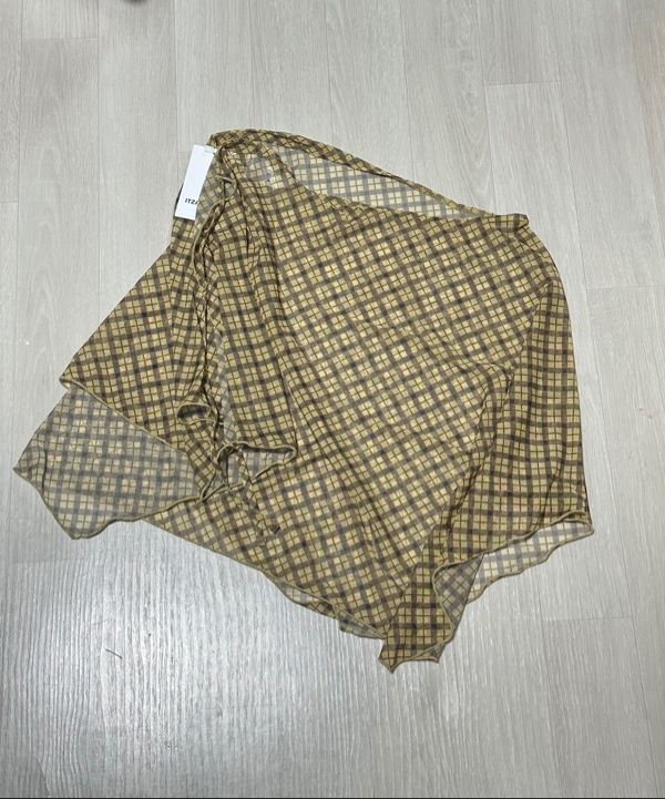 MUSINSA | ITZAVIBE GRAY DOT&CHECK LAYERED WRAP MIDI SKIRT