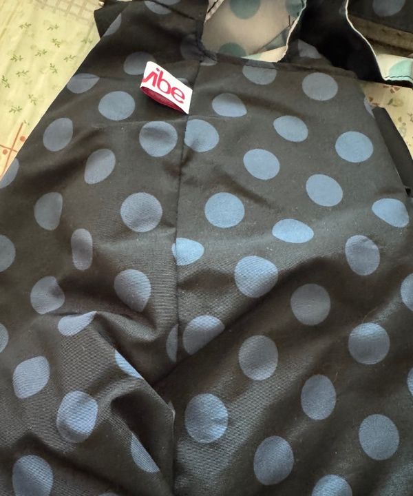 MUSINSA | ITZAVIBE REVERSIBLE DOT BAG