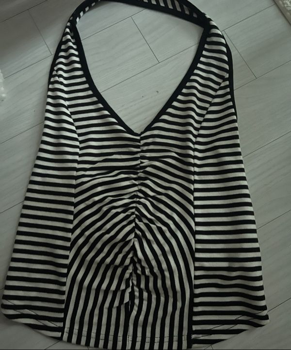 MUSINSA | CERRIC STRIPE HALTER NECK SLEEVELESS / BROWN