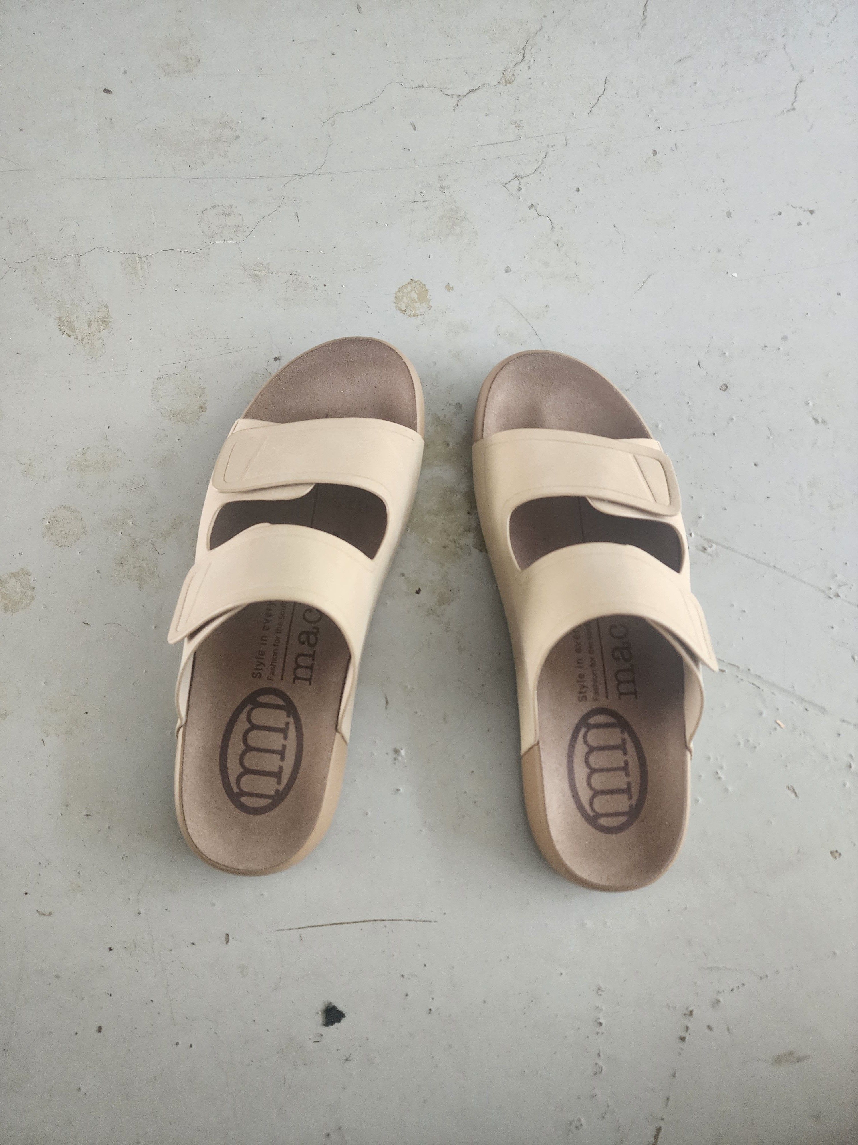 MACMOC ■ Unisex Bendi Double Velcro Slippers MUSINSA | MACMOC Bendi Bendi Unisex Double Velcro Slippers_4