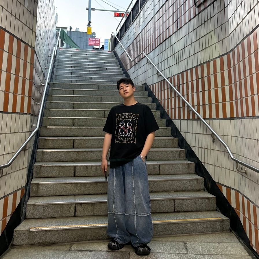 ロックアンドロールHalf sleeve T-shirt White★[DNSR] MUSINSA | DNSR Rock and Roll Half Sleeve White