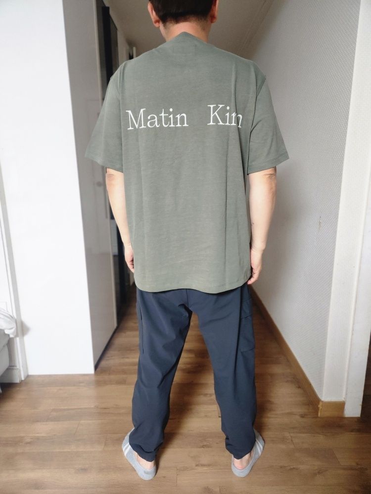 【Matin Kim】VINTAGE WASHED LOGO TOP FOR MEN VINTAGE WASHED LOGO TOP FOR MEN IN CHARCOAL – Matin Kim