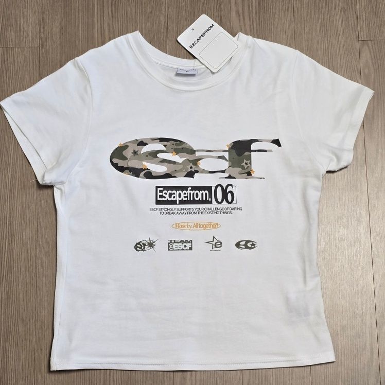 MUSINSA公式 | ESCAPEFROM Star Camo ESCF Logo Collage Print