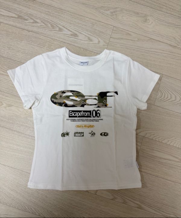 MUSINSA公式 | ESCAPEFROM Star Camo ESCF Logo Collage Print