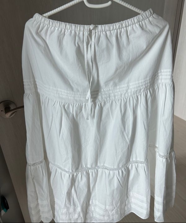 韓国アイドル着用【ROLAROLA】ROLAROLA LACE PINTUCK LONG SKIRT 韓国アイドル着用【ROLAROLA】ROLAROLA LACE PINTUCK LONG SKIRT