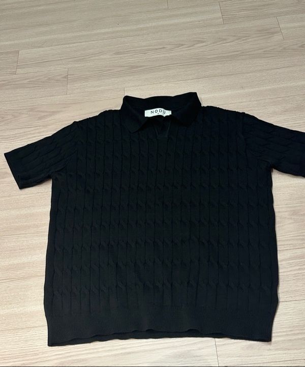 MUSINSA公式 | NODU Six Cable Collar Short Sleeve Knit [Black]
