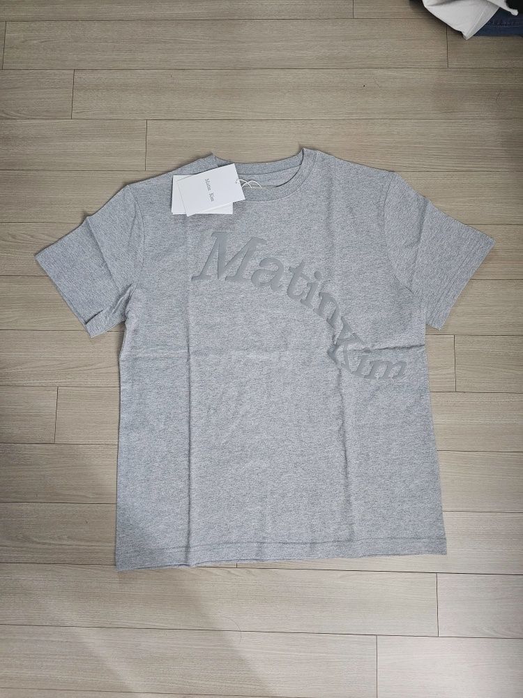MATIN KIM ■ MATIN WAVE PRINTING LOGO TOP MATIN WAVE PRINTING LOGO TOP IN GREY – Matin Kim