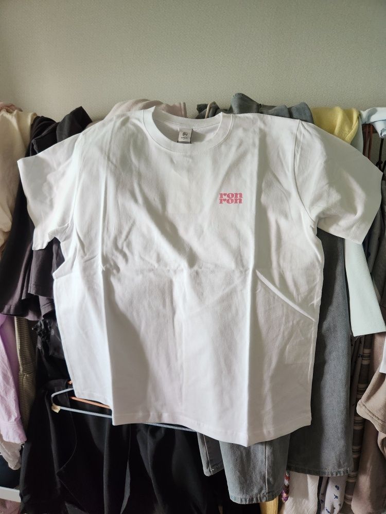 MUSINSA | RONRON BACK LOGO BASIC FIT T SHIRT WHITE PINK