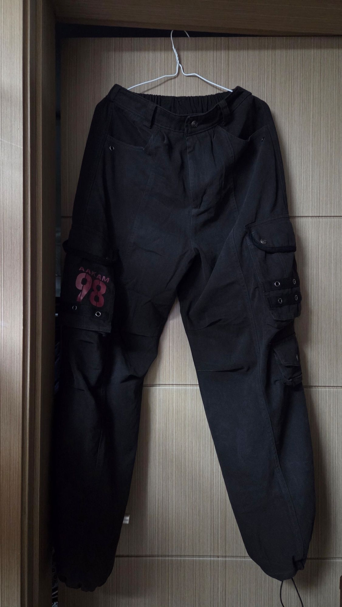韓国　AAKAM 98 Knee Cargo Pants MUSINSA | AAKAM 98 Knee Pin-Tuck Contrast Cargo Pants (Black)