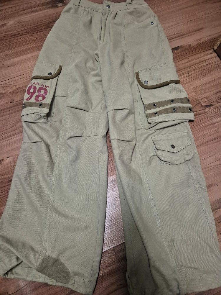 MUSINSA | AAKAM 98 Knee Pin-Tuck Contrast Cargo Pants (Beige)