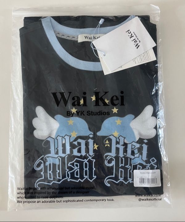 MUSINSA | WAI KEI Angel Dolphin Short Sleeve T-Shirt Black