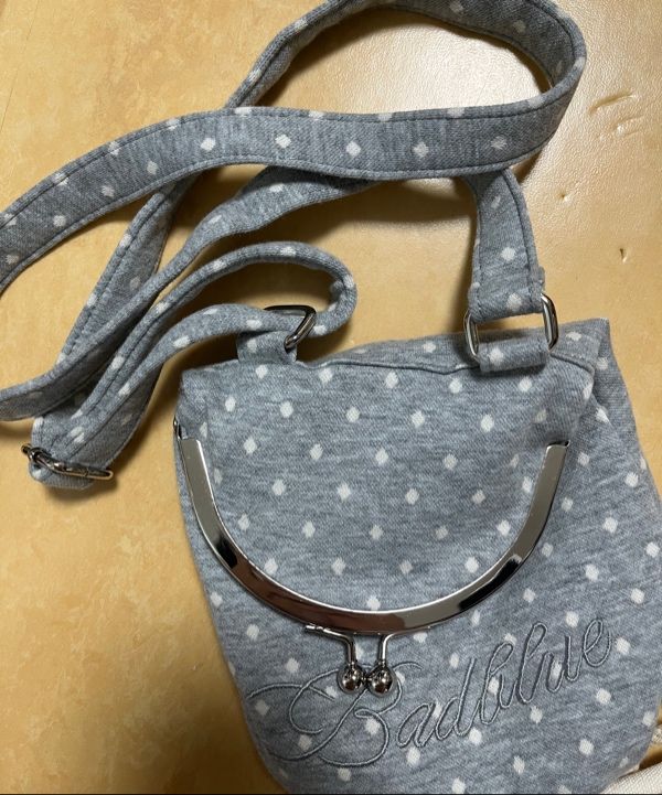 MUSINSA | BADBLUE Dot Cozy Bao Bag Gray