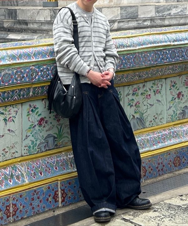 MUSINSA公式 | ANGLAN Long Tuck Wing Balloon Denim Pants - Indigo