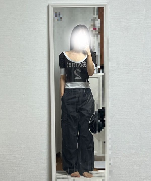 MUSINSA公式 | SCULPTOR Heart Neck Tee Brown